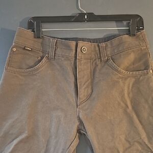 listing-status-banner